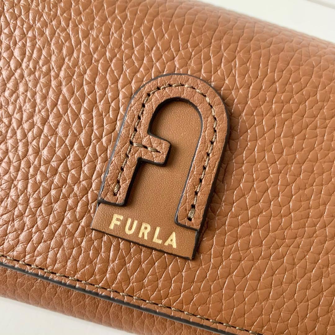 【FURLA】フルラ　ダフネ　長財布　ロングウォレット　ブラウン　ほぼ新品