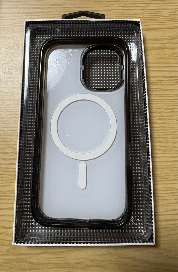 CASETIFY×メゾンキツネ iPhone16 カメラリングスタンド付き