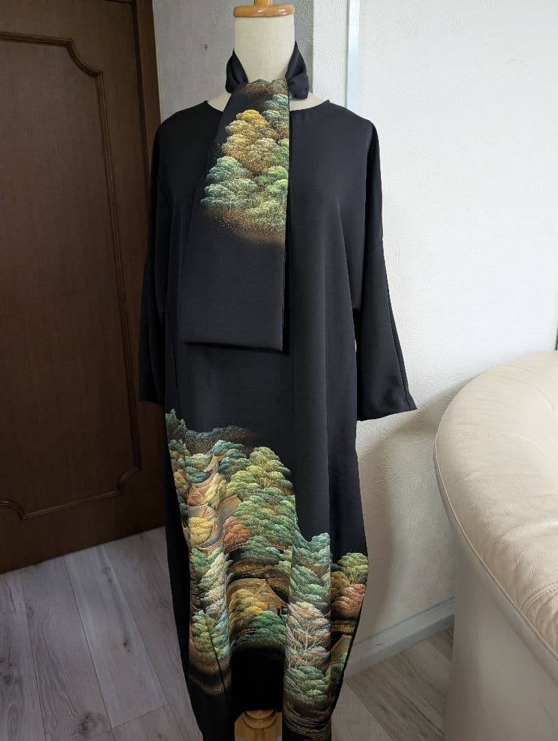 新品留袖ドレス　和服リメイク　作家物落款　高級手描き絹　М〜Ｌ結婚式パーティー