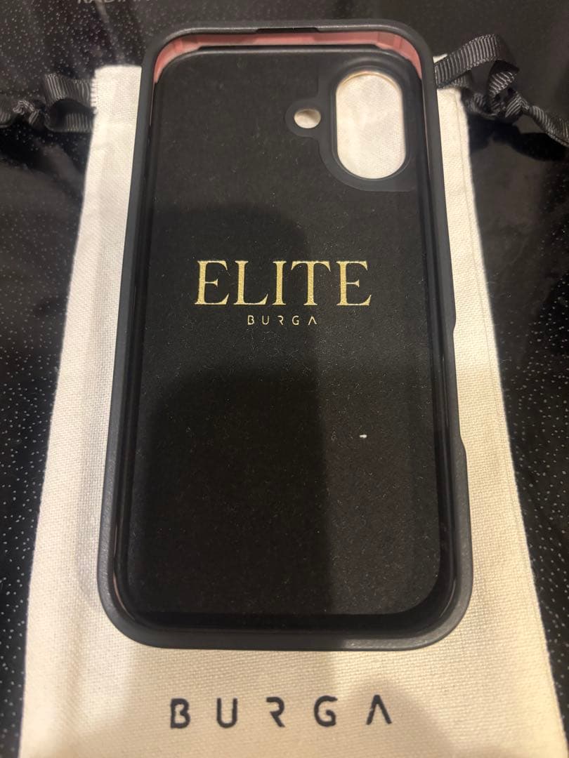 新品　未使用✨BURGA iPhone 17 ケースDemure ゴールド