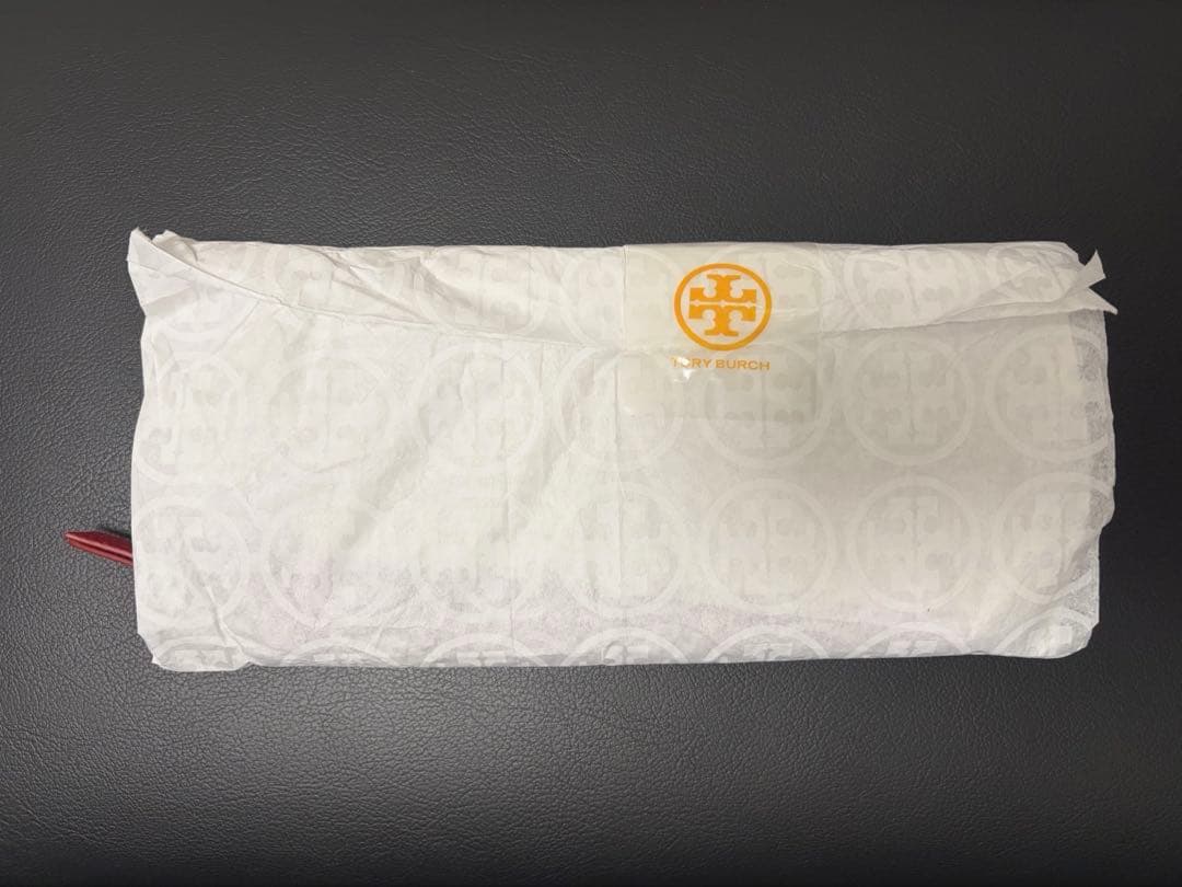 レザー レッド 長財布 ジッパー式