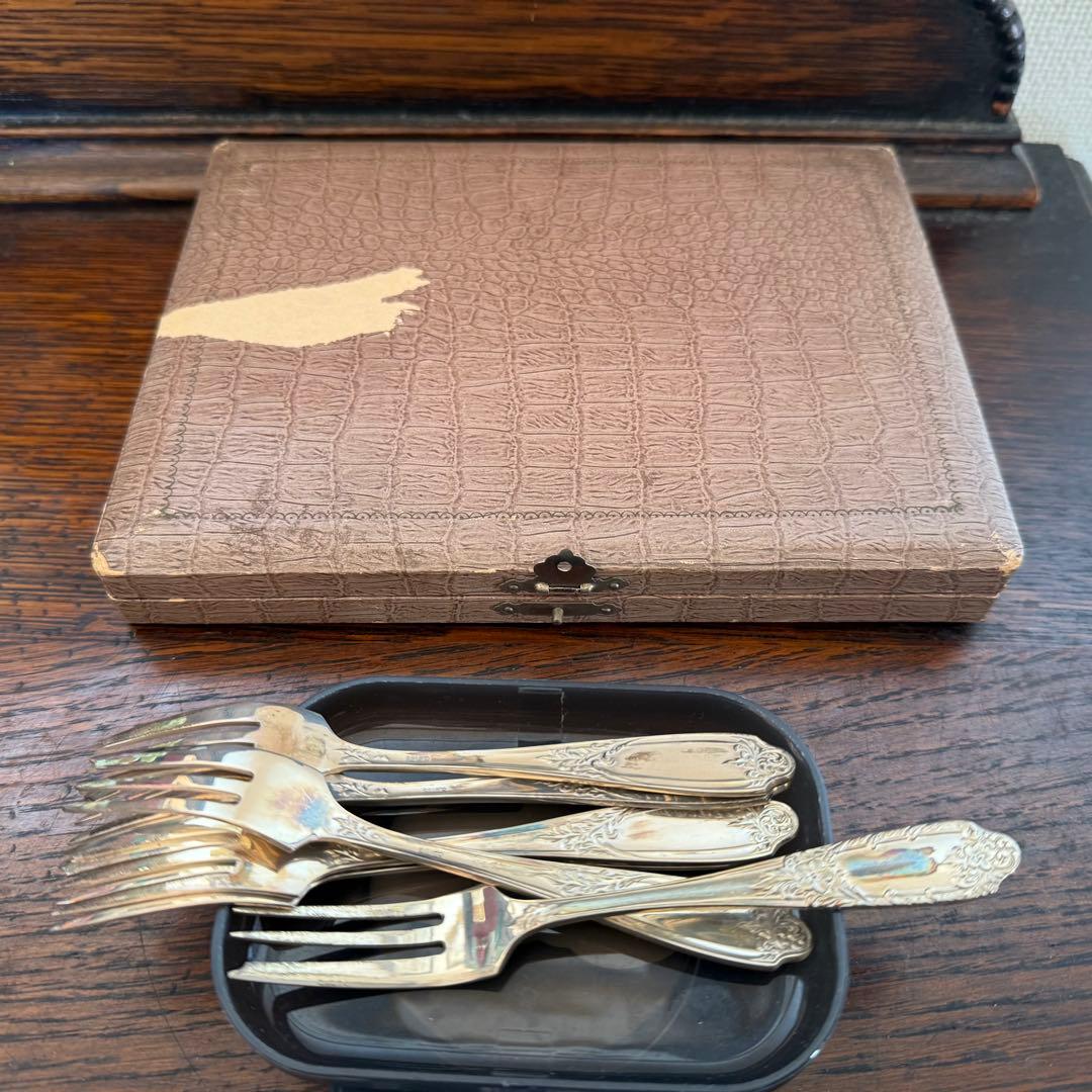 純銀シルバー製フォークセット　可愛い小花パターン