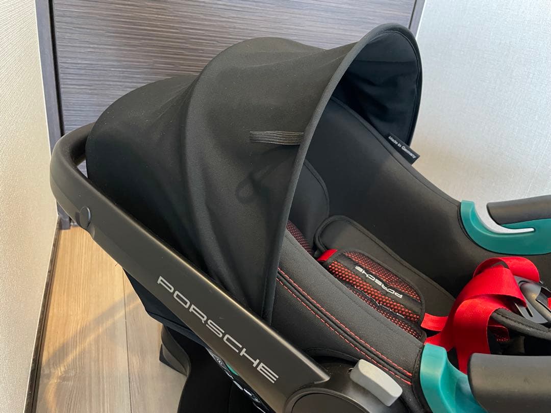 【極美品】ポルシェ　チャイルドシート　説明書付き