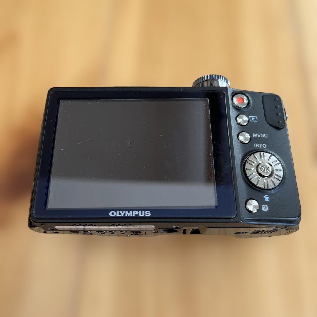 Olympus デジタルカメラ 24x Wide