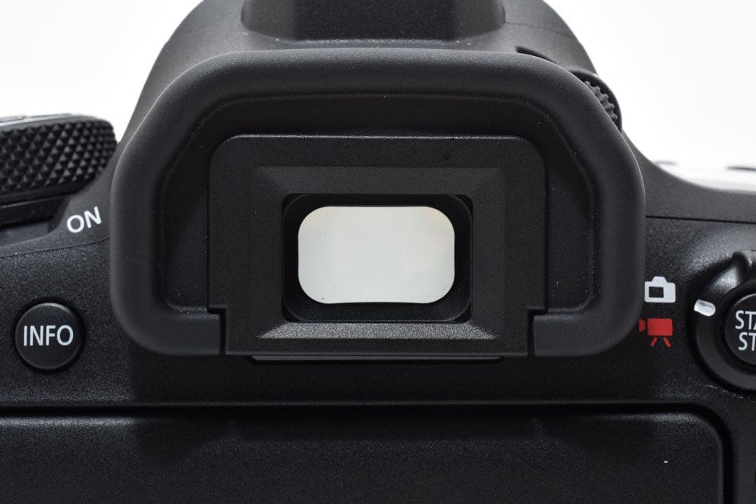 デジタル一眼レフカメラ Canon EOS 6D Mark II望遠レンズセット