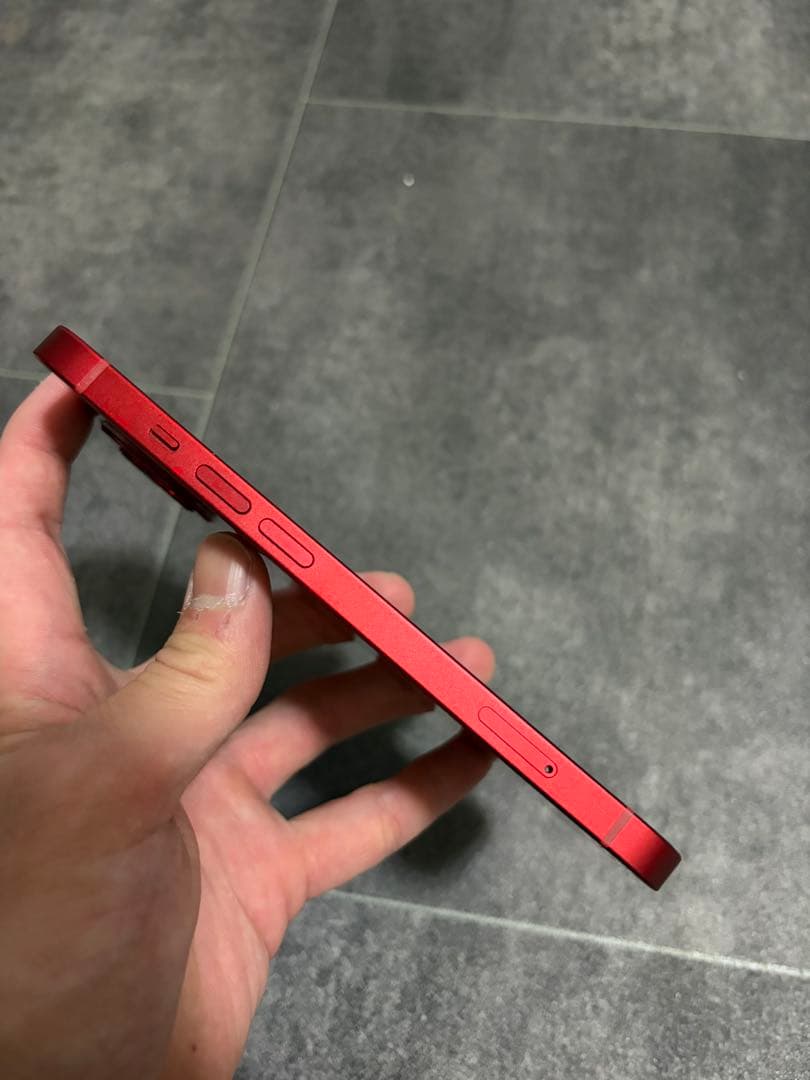 Apple iPhone 13 Product Red 本体　256GB 93%