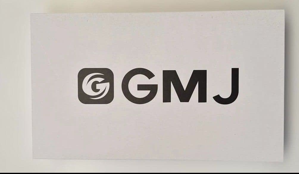 GMJ-10-128タブレットPC新品同様
