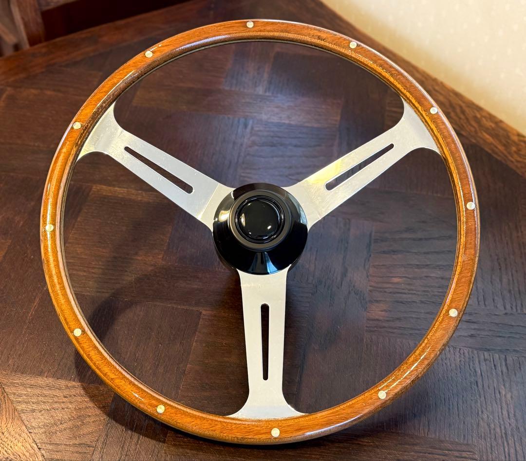 イギリス製当時物ステアリング中古品 momoボス48スプラインローバーミニbmc