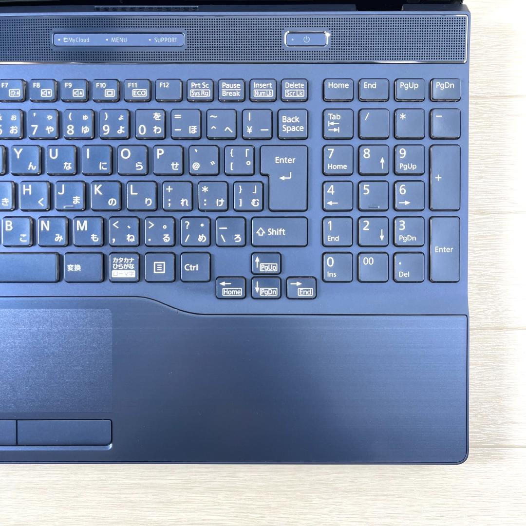 富士通 第8世代 i7 新品SSD512＋HDD搭載 メモリ16 ノートパソコン