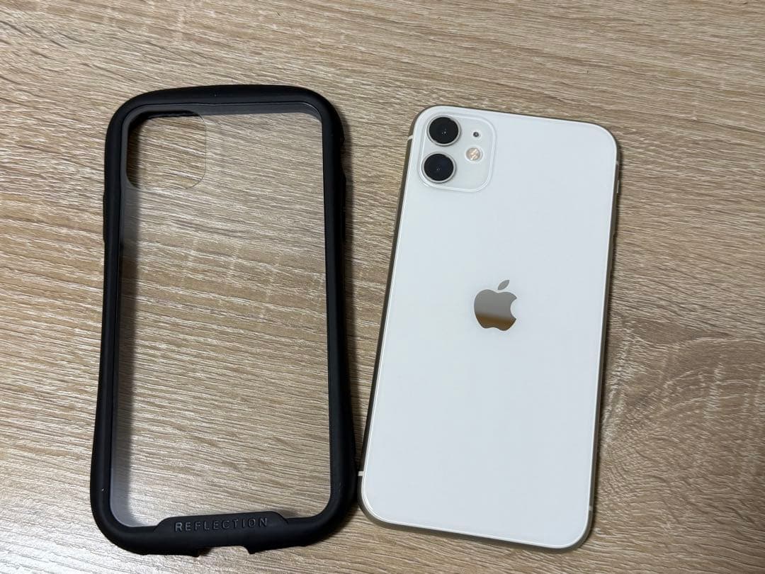 iPhone 11 64gb バッテリー82%