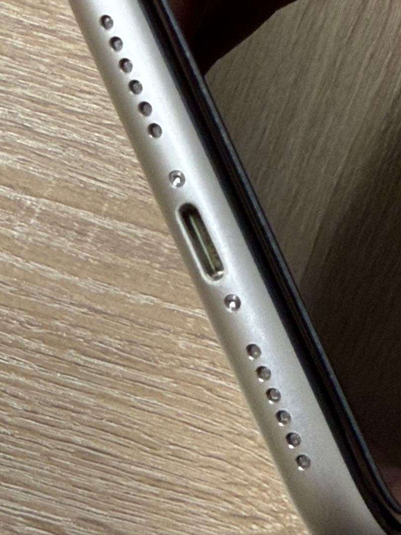 iPhone 11 64gb バッテリー82%