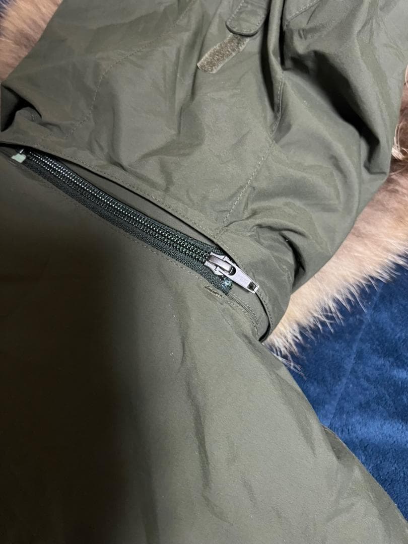 THE NORTH FACE SHERLOCK HyVent ダウン ジャケット