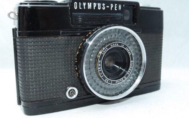 超希少！赤ベロOK！★人気のolympusカメラ★オリンパス EE-3