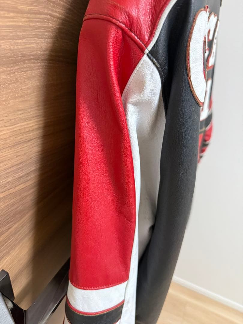 ジェフハミルトン シカゴブルズ レザー スタジャン リバーシブル 帽子セット M