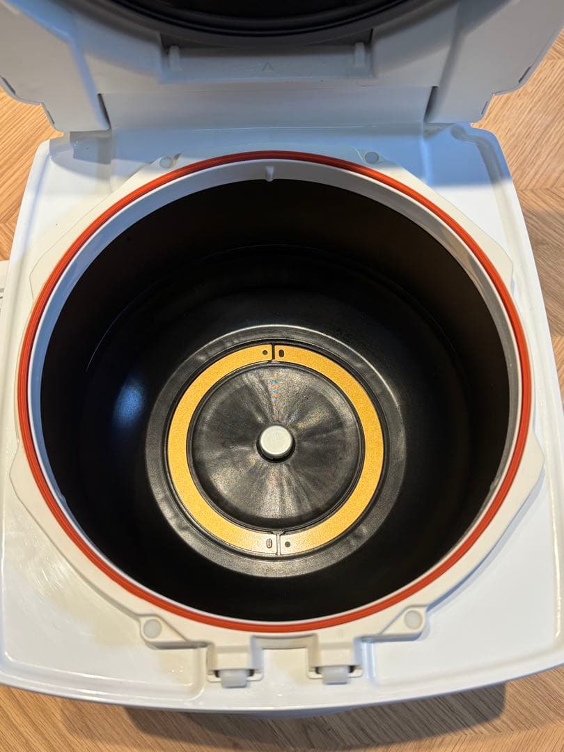 ホワイト炊飯器 デジタル表示　説明書付き　三菱