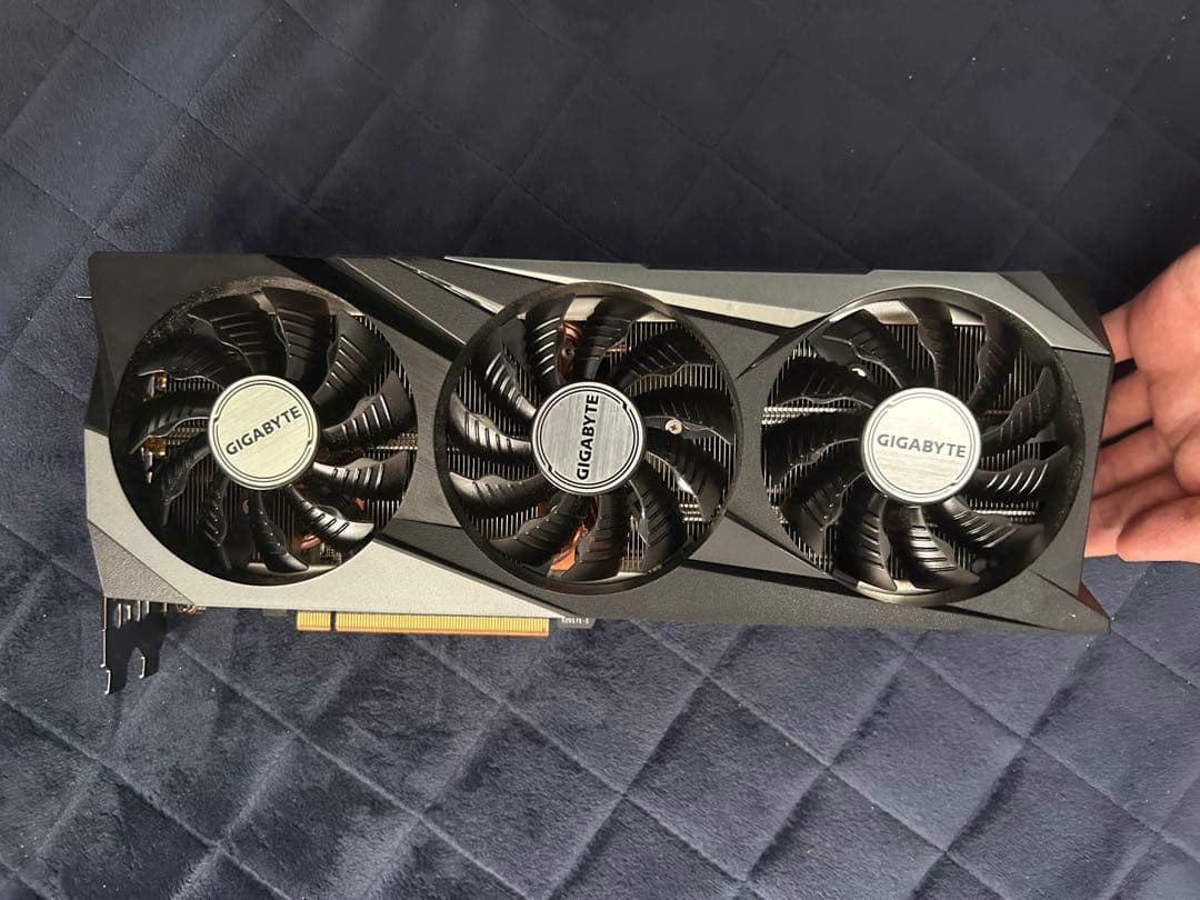GIGABYTE Radeon RX6900XT 16GB（動作良好）