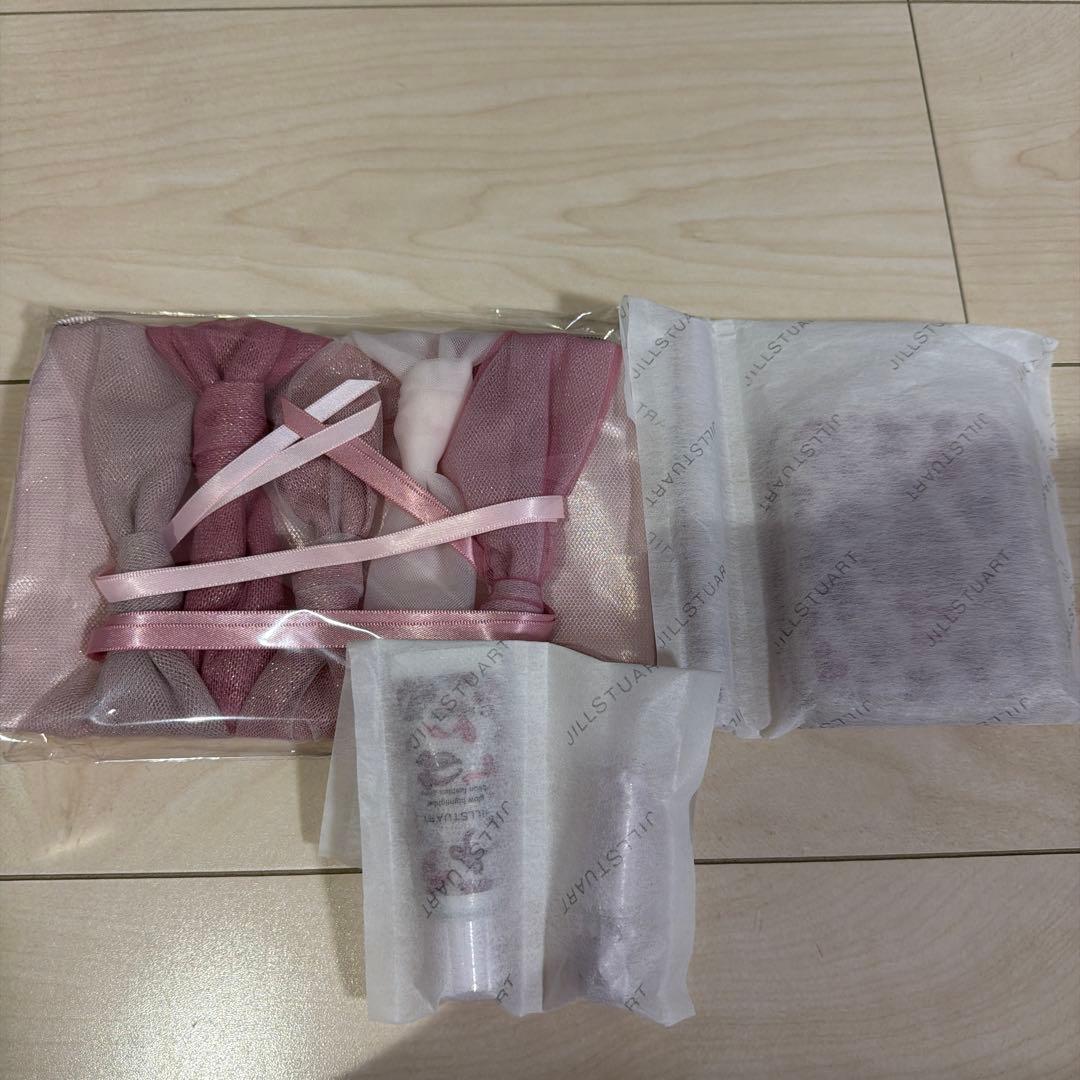 ジルスチュアートクリスマスコフレ2025