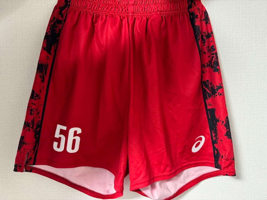 日本大学　旧ユニフォーム　asics バレーボールパンツ 56サイズ 赤