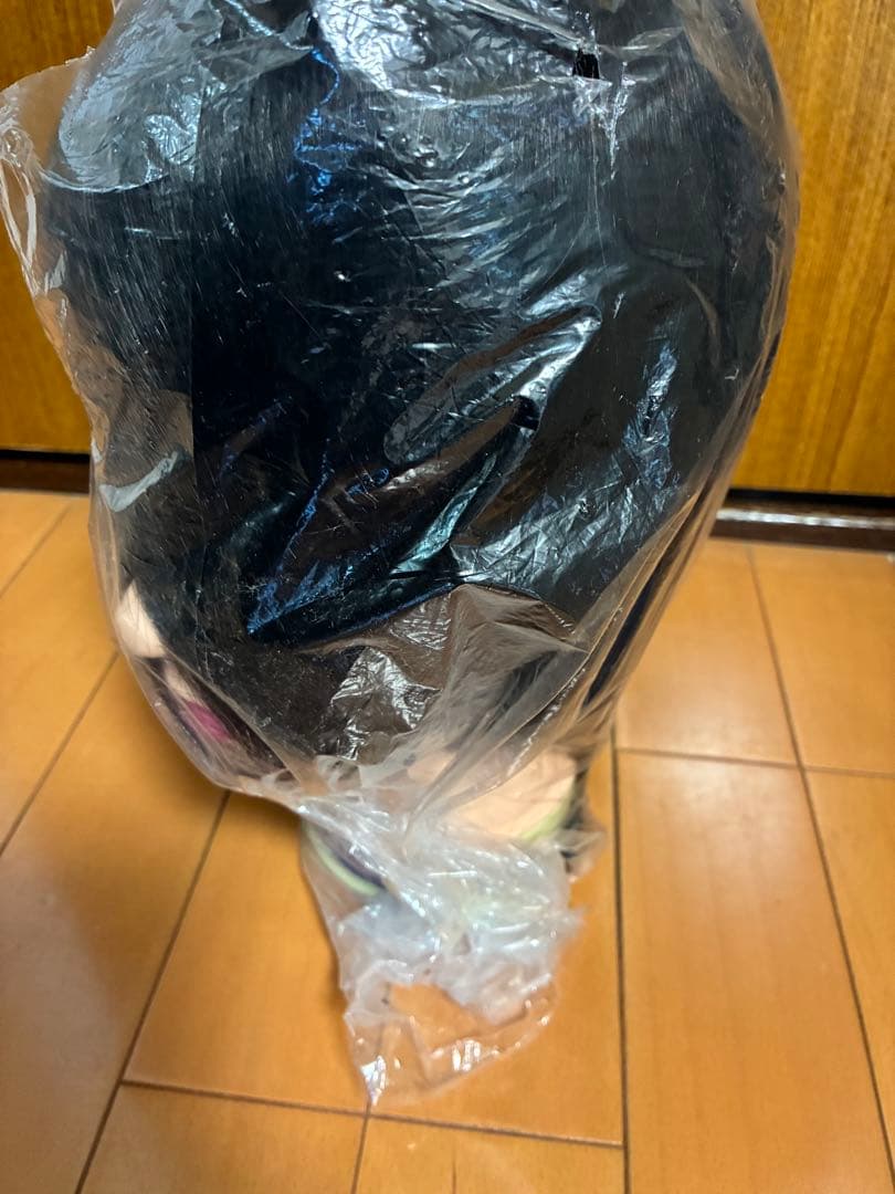 美容師国家試験用カットウィッグ本番用3台、練習用1台、他3台