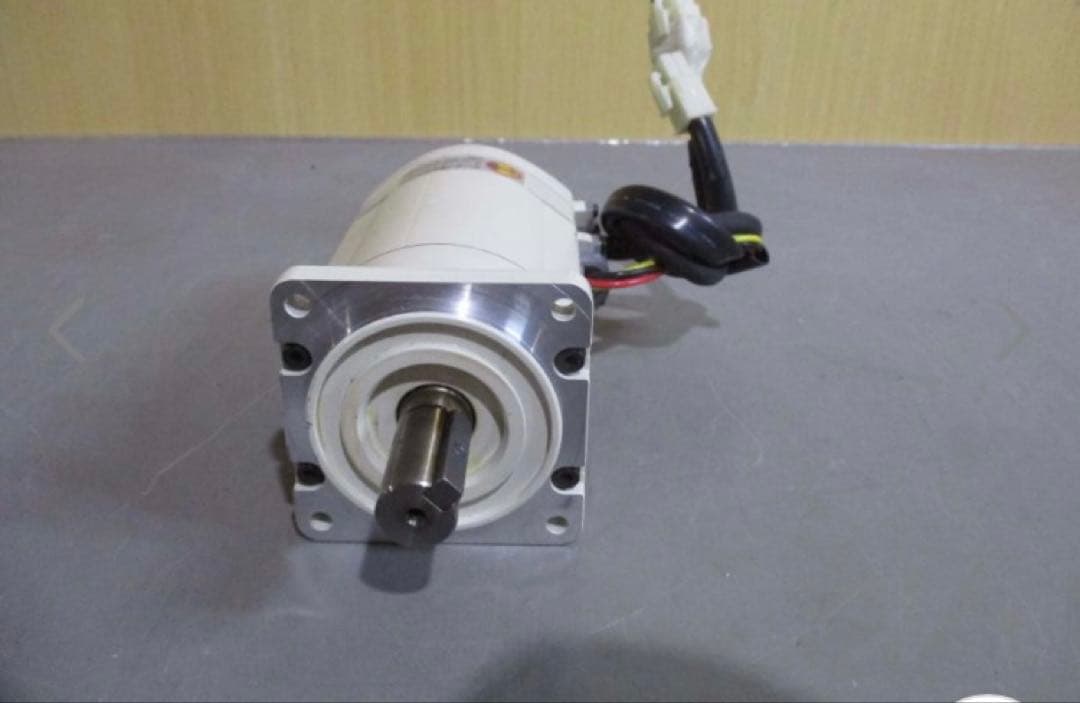 中古　Panasonic MSM042P1E AC SERVO MOTOR