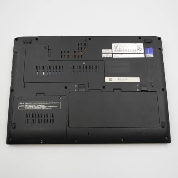 ★使用少 美品 13.3 EPSON ノートPC Core i7 8GB SSD