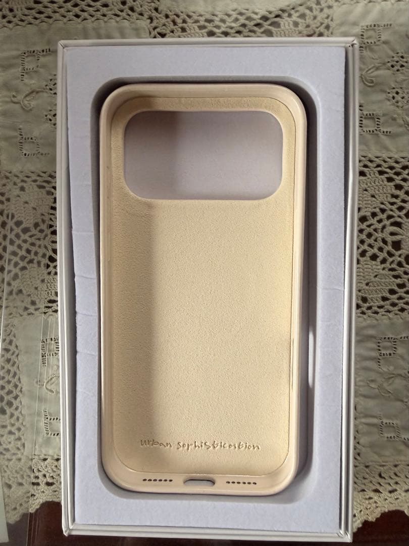 Urban Sophistication iPhone 17 Pro Max用