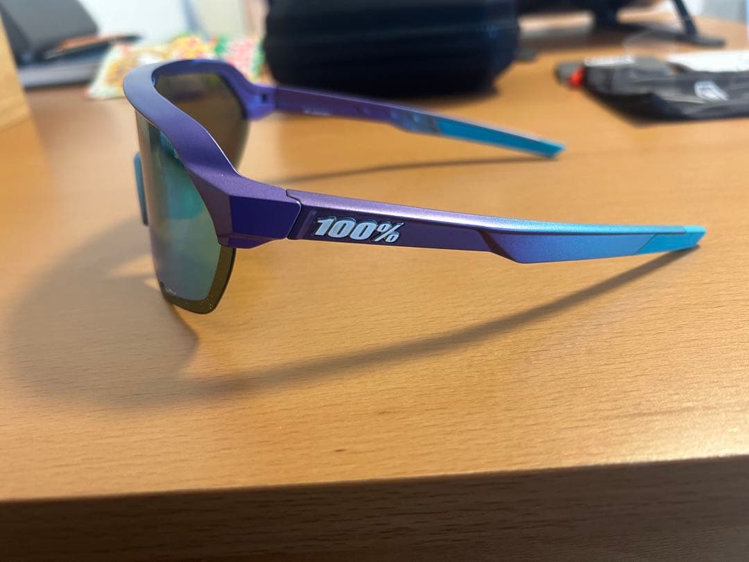 か*着様 ワンハンドレッド　シールドクラフト サングラス