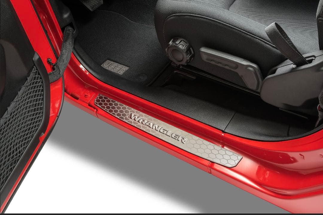 ジープ　ラングラー　純正　新品JL アクセサリー　ステンレススカッフプレート