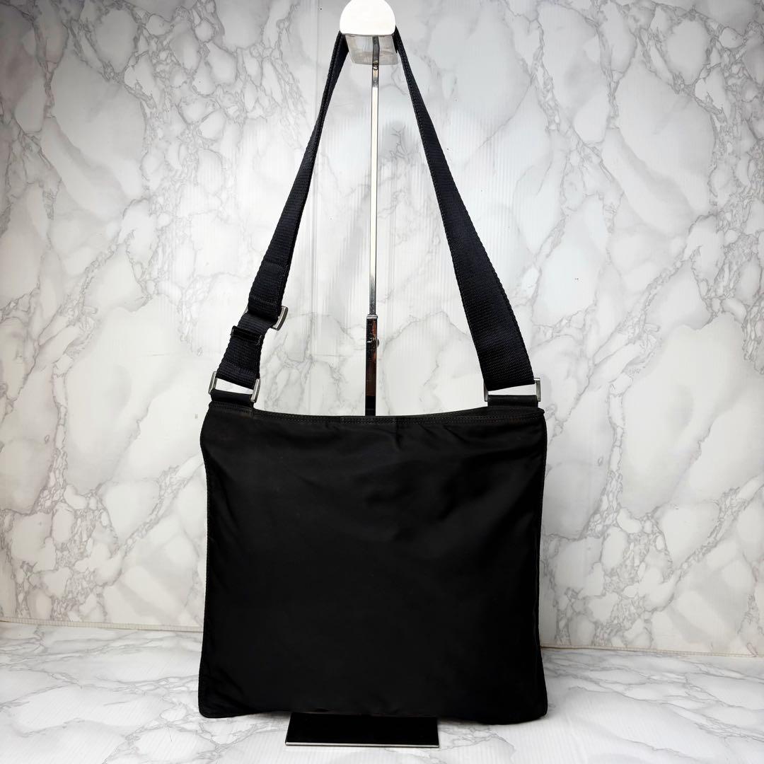 041 美品 PRADA サコッシュ ショルダーバッグ 斜めがけ 黒 iq5