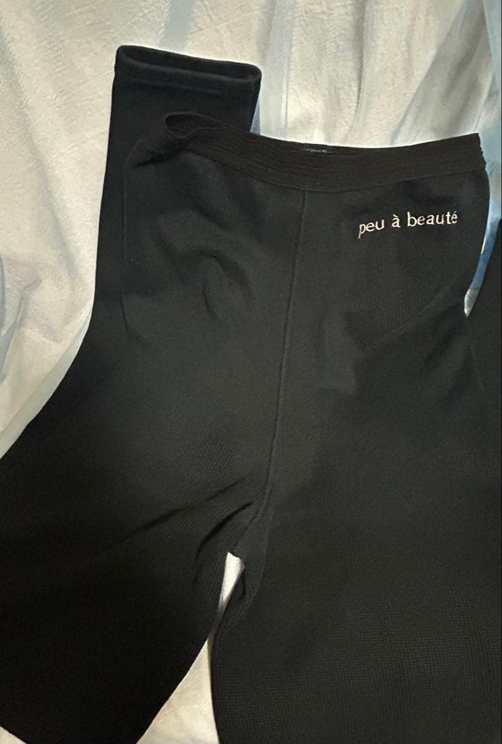 【y411117k】プウアボーテ スパッツサポーター LLサイズ