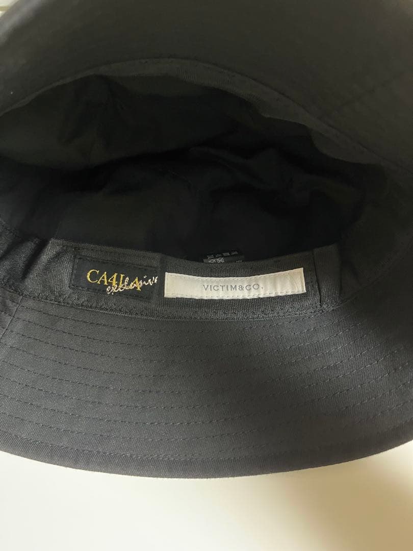 帽子 VICTIM x CA4LA BIG BUCKET HAT