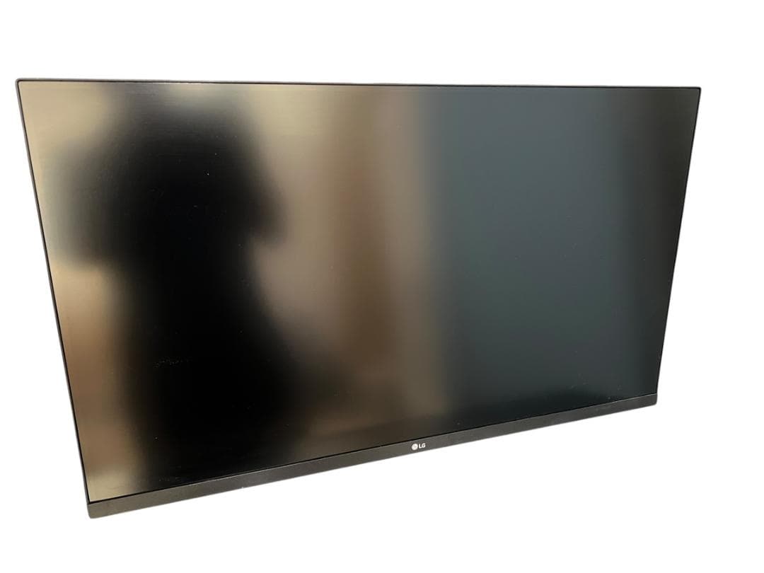 LG 32UN860-B ディスプレイ本体