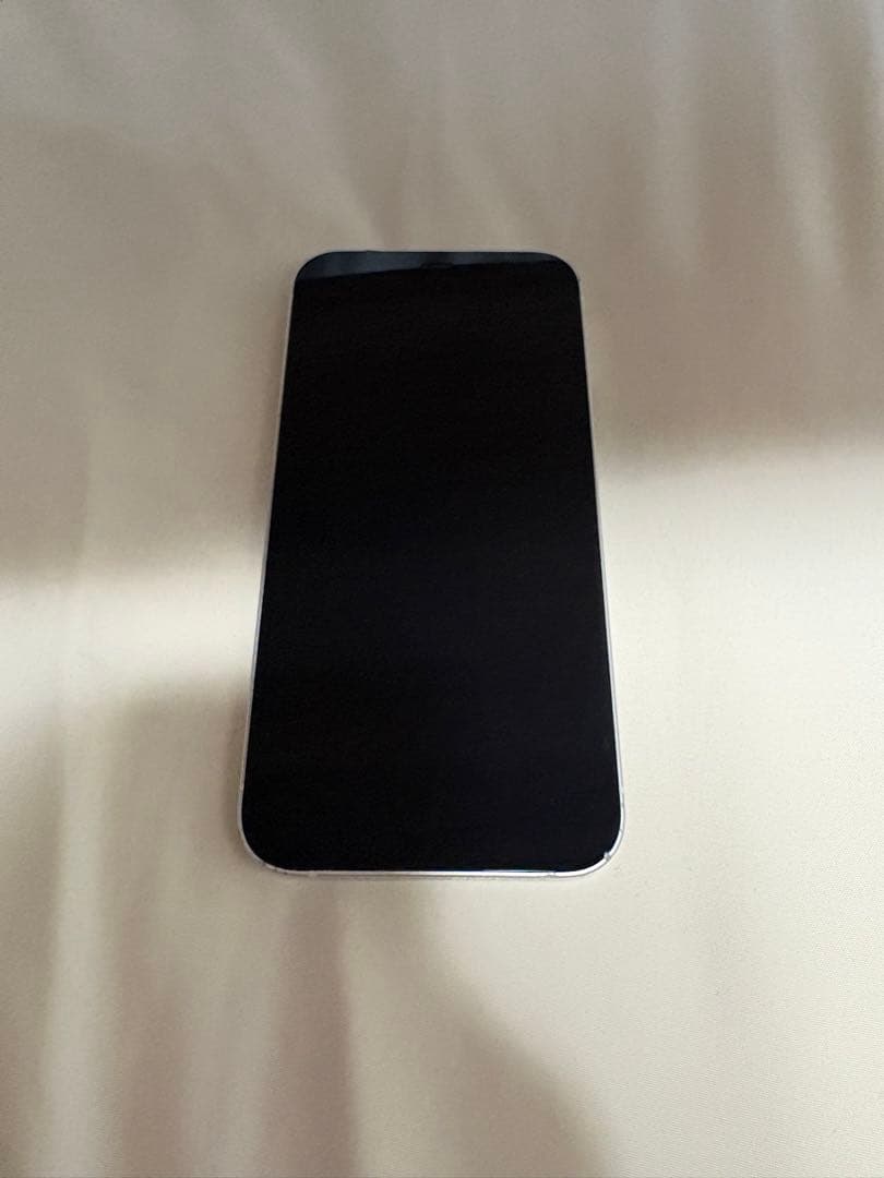 Apple iPhone 12ホワイト本体