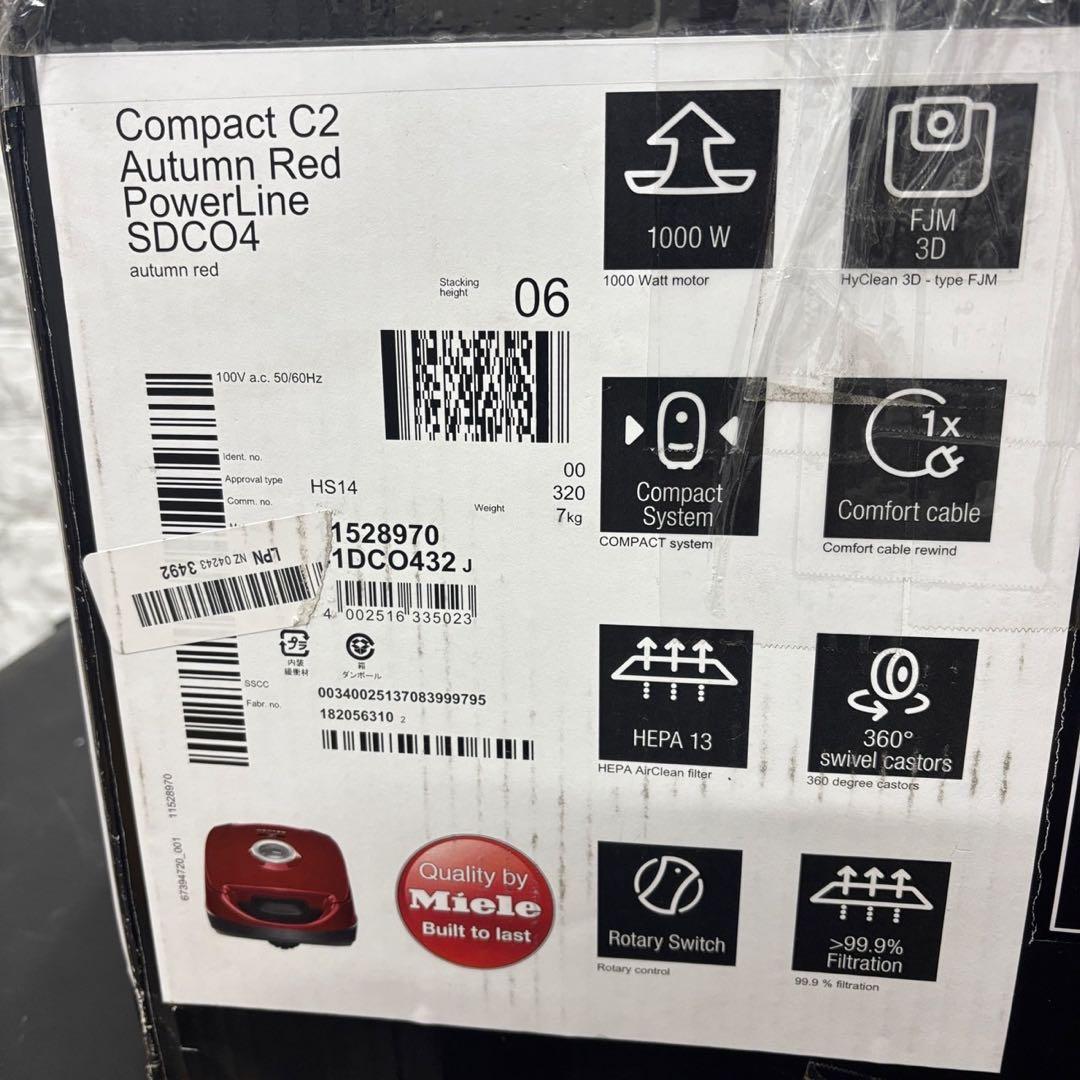 42　未使用品　ミーレ　掃除機　オータムレッド コンパクトc2　送料無料