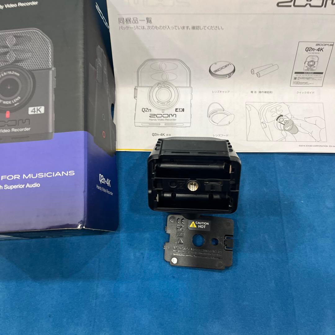 ZOOM Q2n 4K ハンディビデオレコーダー