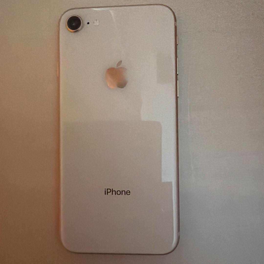 iPhone8 本体　ローズゴールド64GB