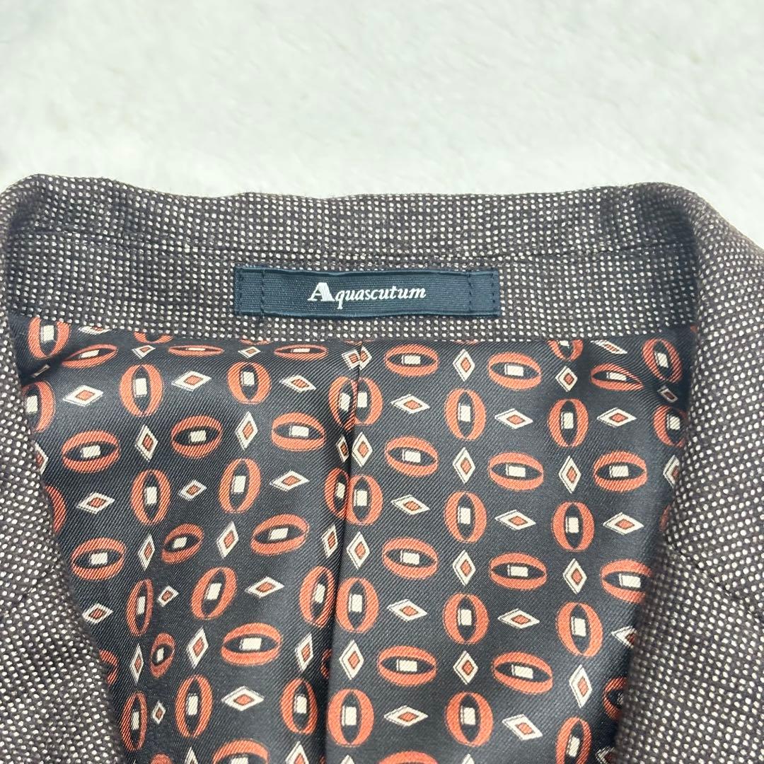 新品　未使用　アクアスキュータム　ロロピアーナ　パンツスーツ　絹