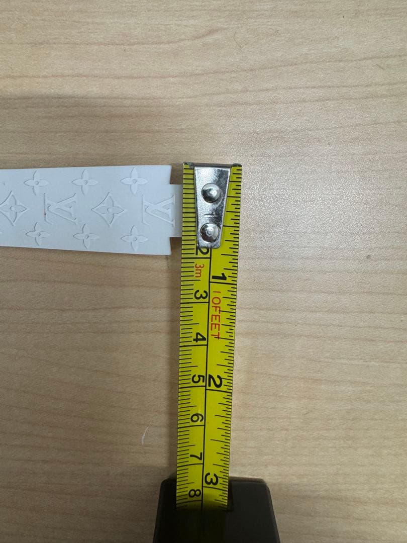 Louis Vuitton ホワイト　ラバーベルト