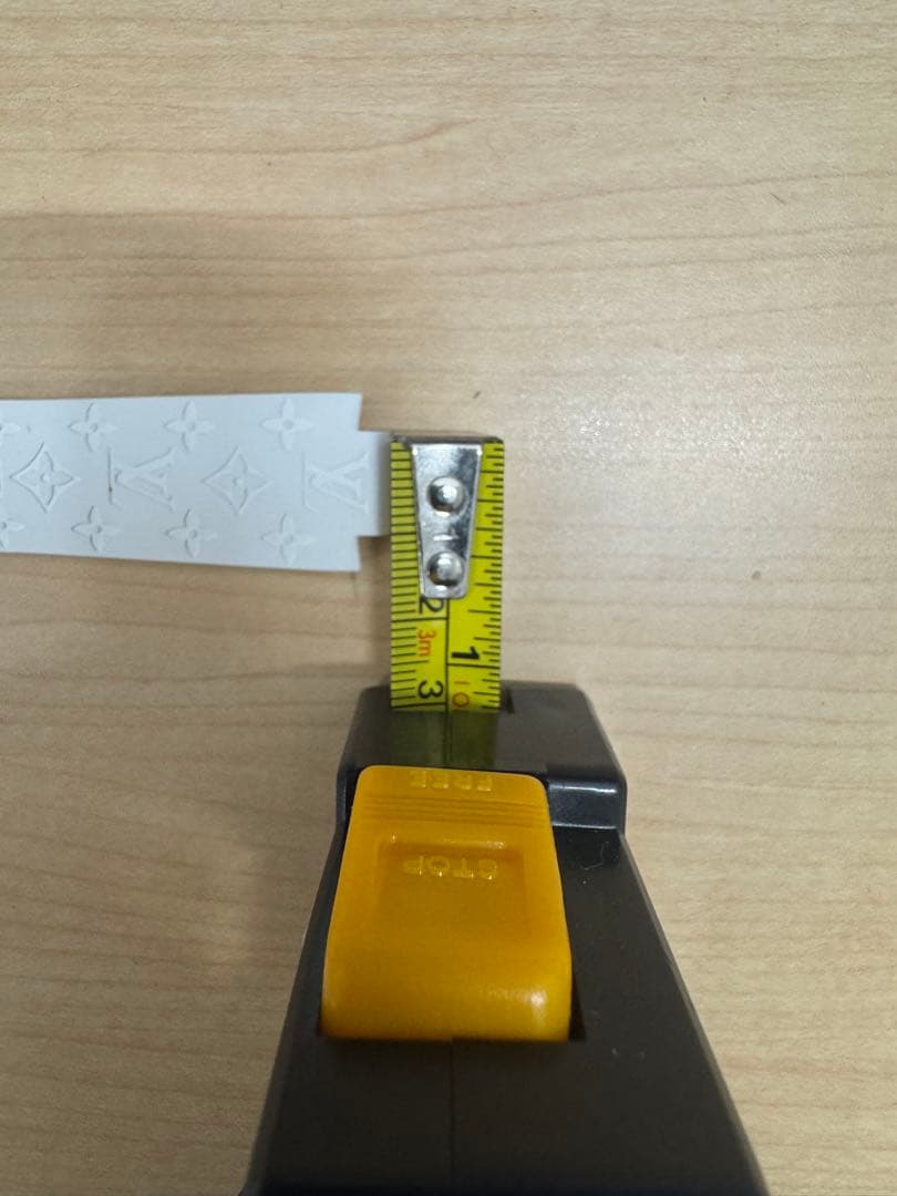 Louis Vuitton ホワイト　ラバーベルト