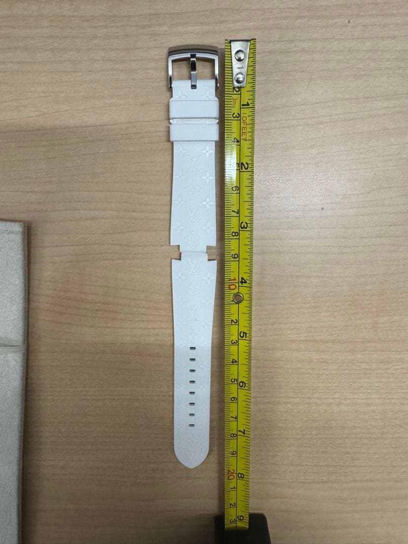 Louis Vuitton ホワイト　ラバーベルト
