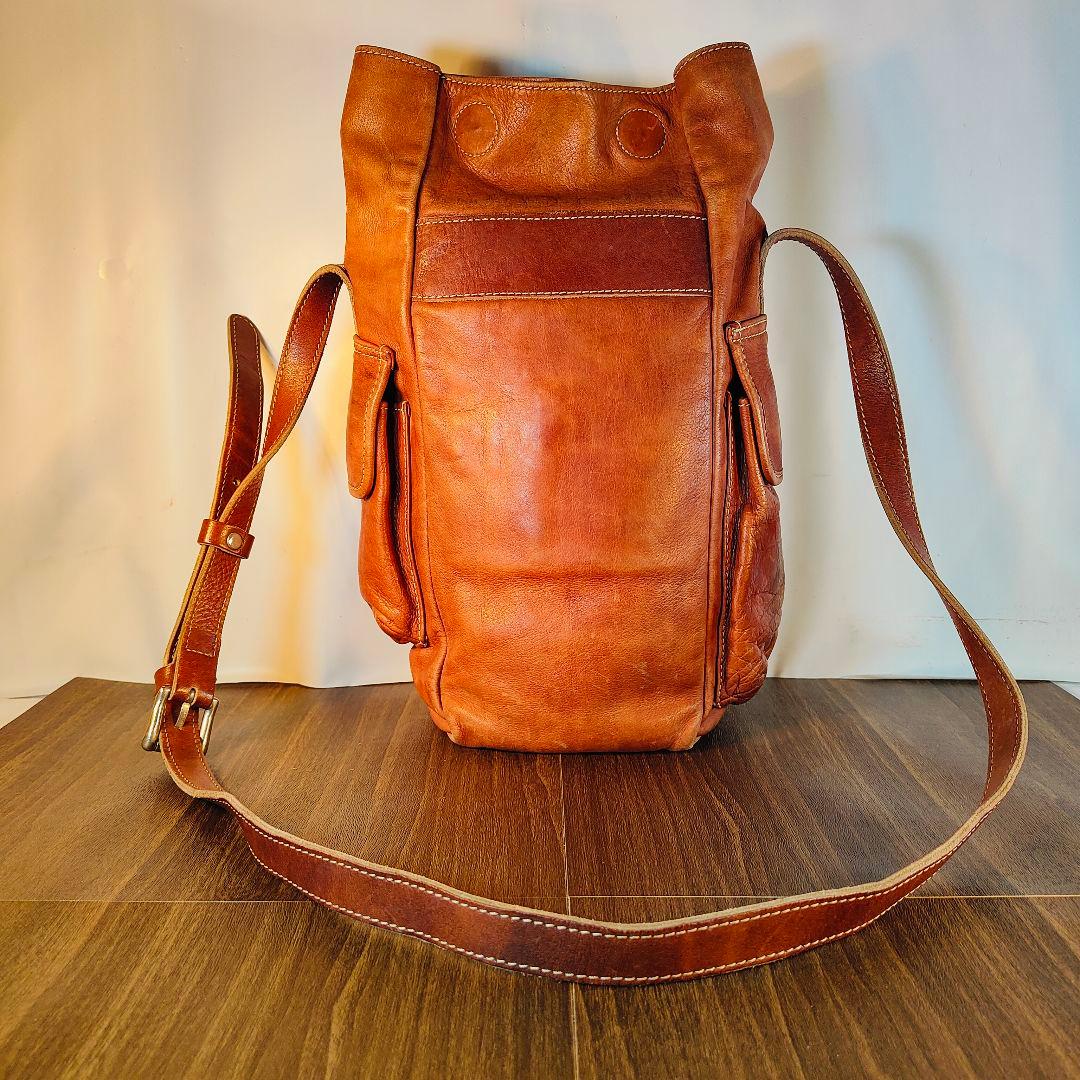 【極美品】オロビアンコ　イタリア製　高級レザーショルダーバッグ　本革 正規品