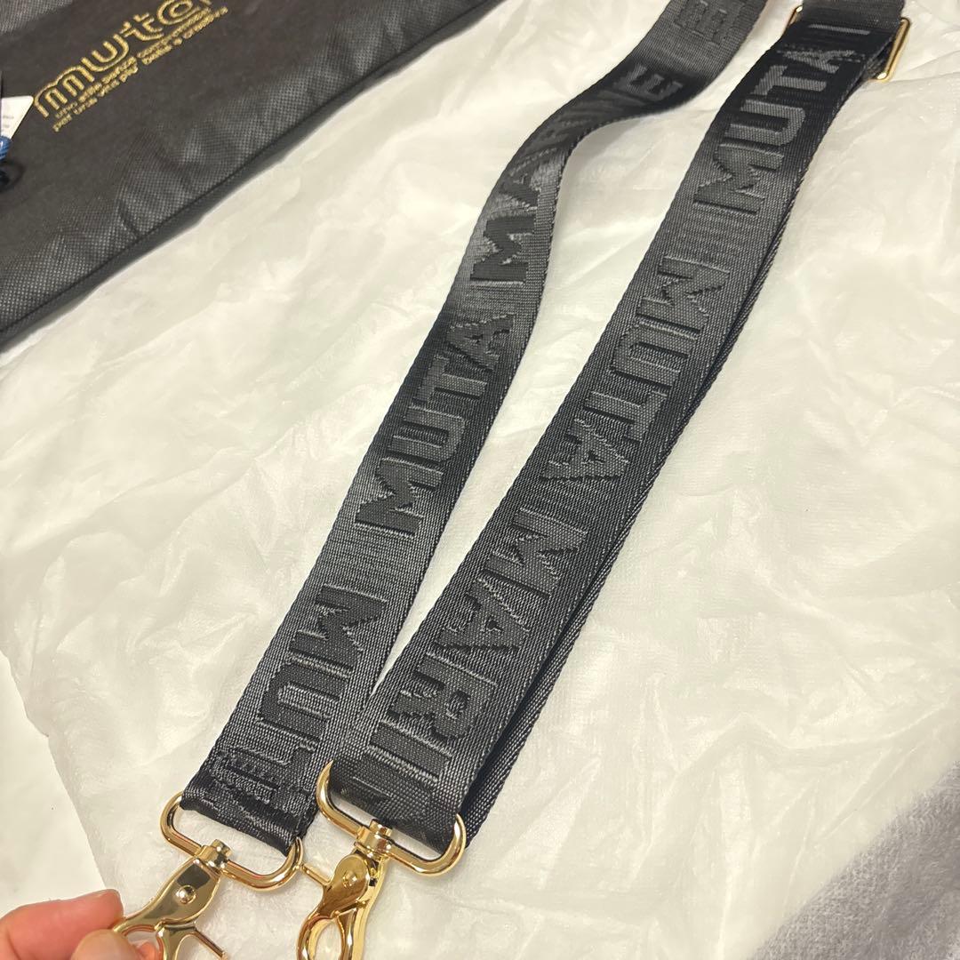 未使用ムータマリン CONTINUA パンチングエシカルレザーカートポーチ