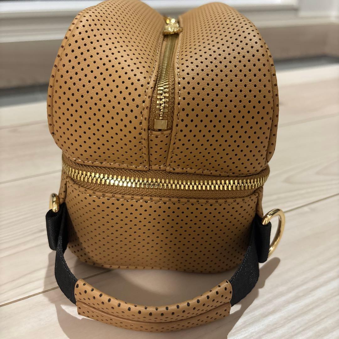 未使用ムータマリン CONTINUA パンチングエシカルレザーカートポーチ