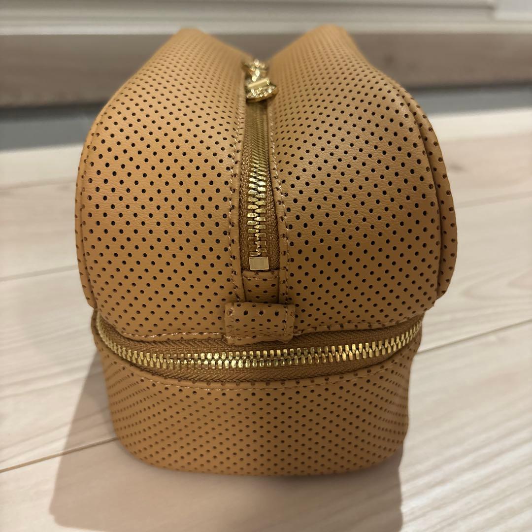 未使用ムータマリン CONTINUA パンチングエシカルレザーカートポーチ