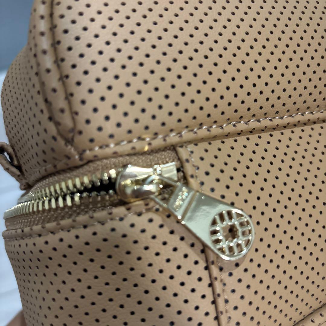 未使用ムータマリン CONTINUA パンチングエシカルレザーカートポーチ