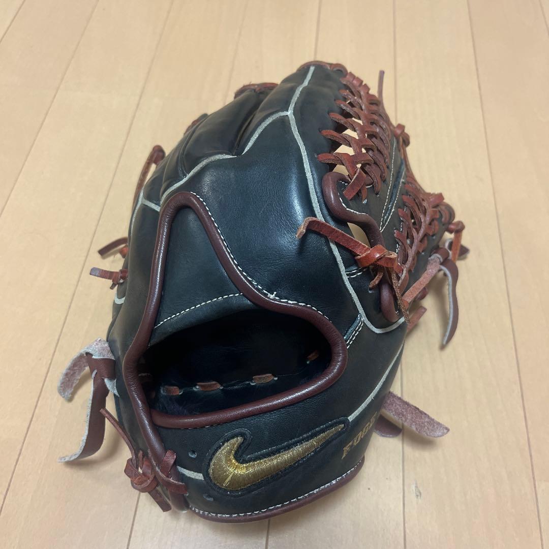 希少　美品　ナイキ　グローブ　ナイキ　MVP 廃盤品