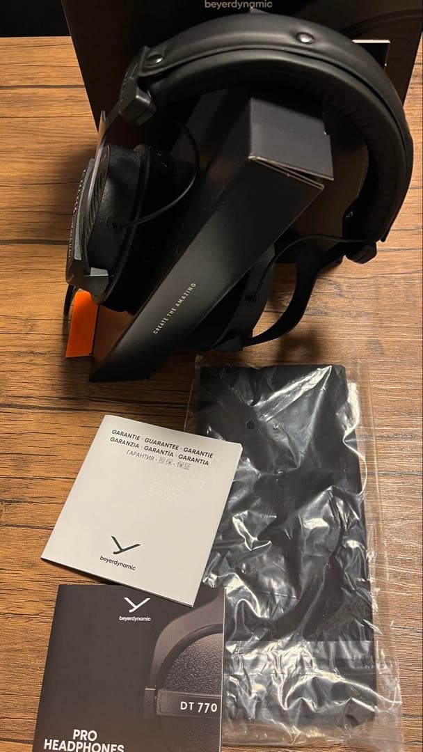 ヘッドホン beyerdynamic DT 990 PRO LIMITED EDITION