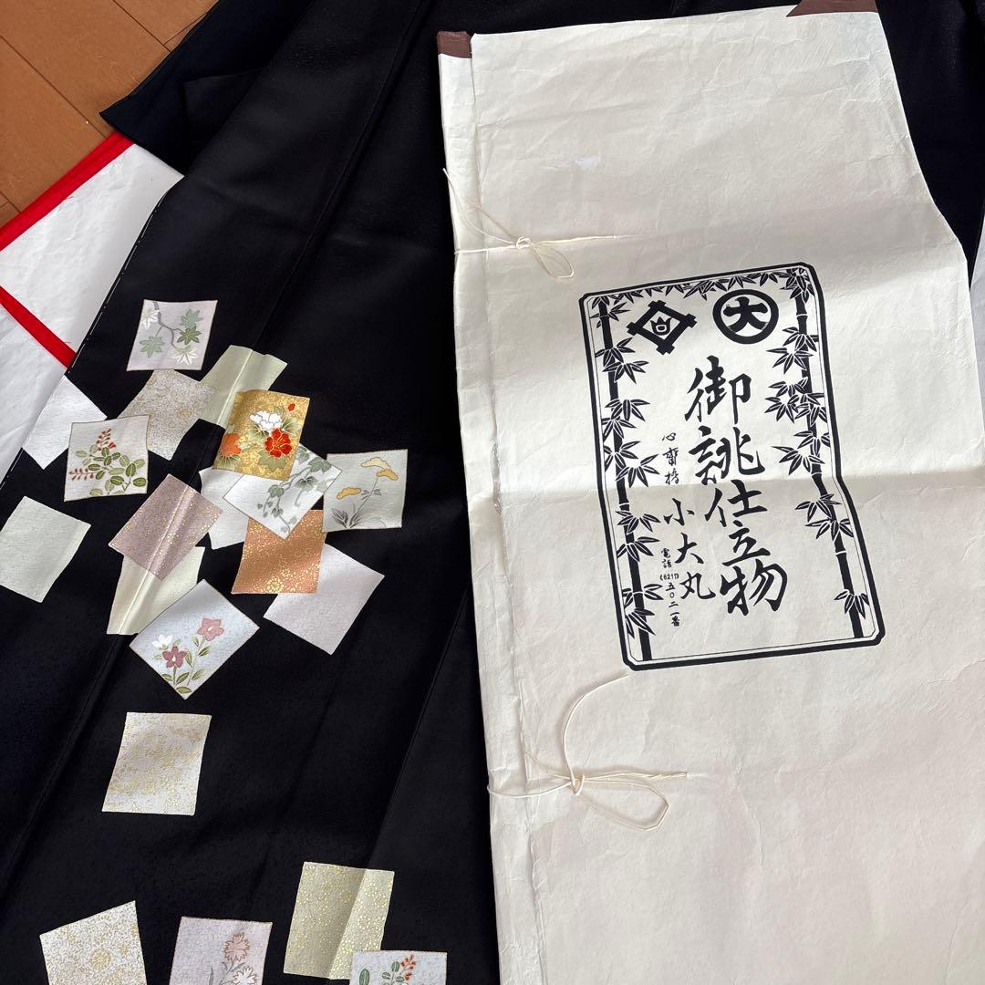 ささのは新品小大丸で誂えた黒付下げ袷着物