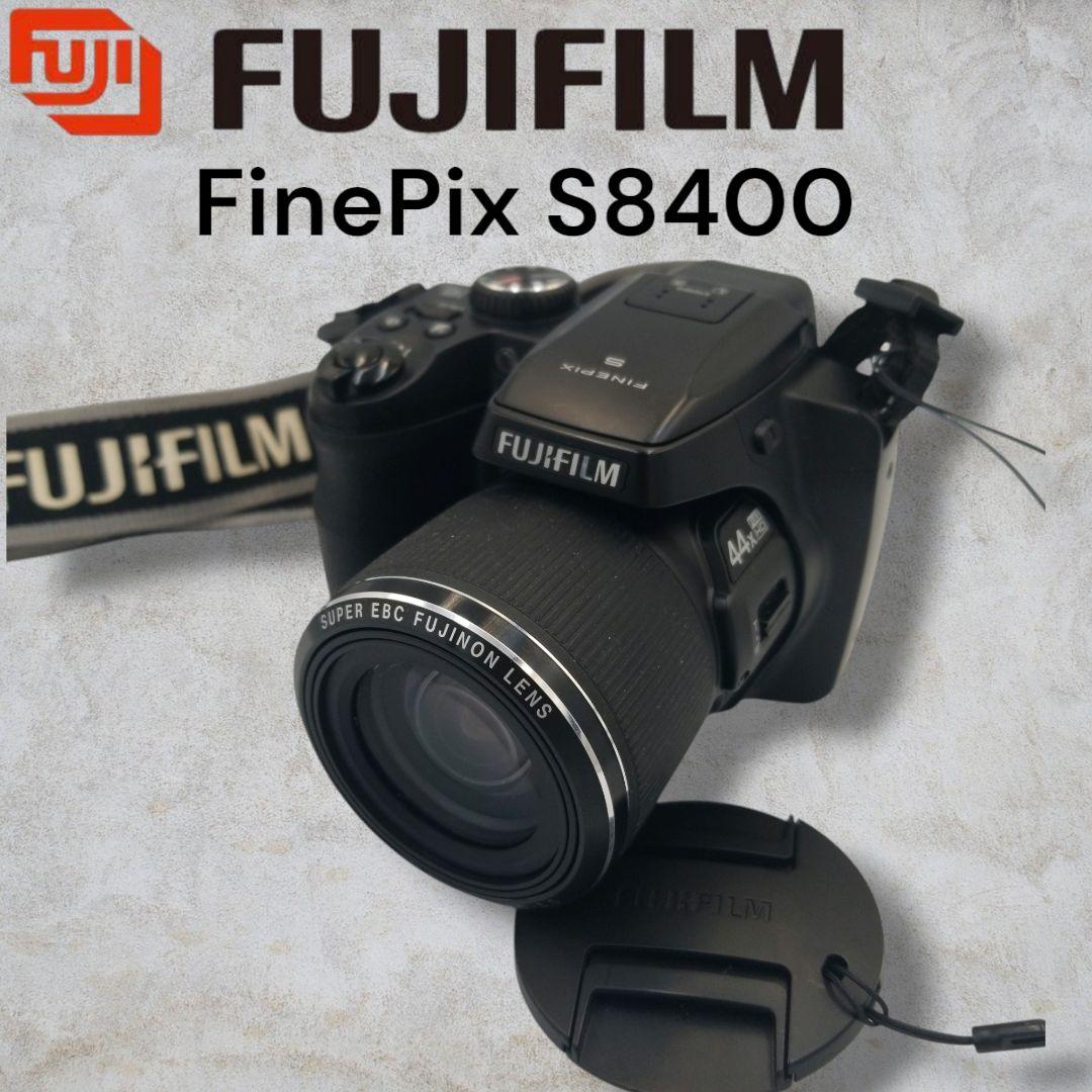 【美品】FUJIFILM　ファインピクス　一眼レフ　デジカメ　望遠　電池式