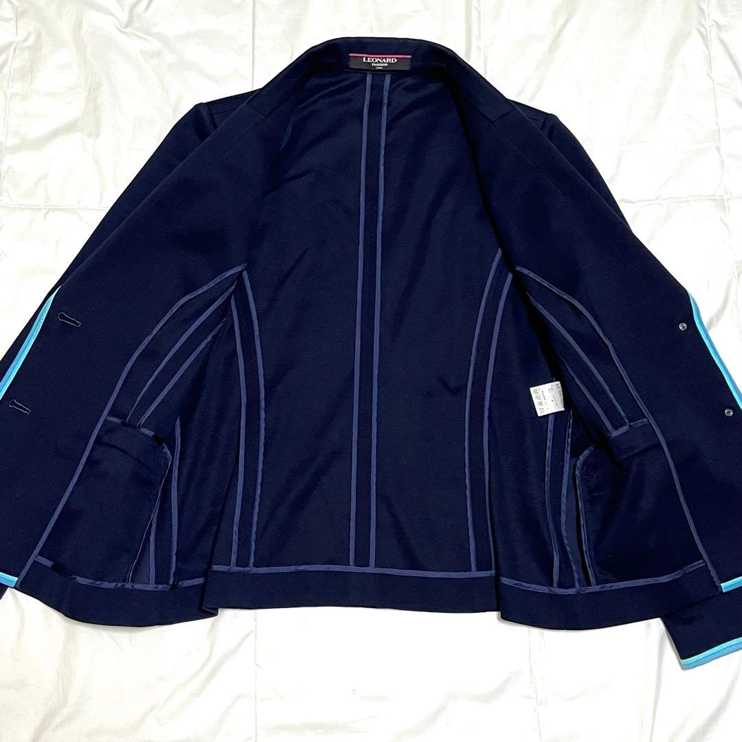 【美品】レオナール　テーラードジャケット　伸縮性　ロゴボタン　2B ネイビー　L